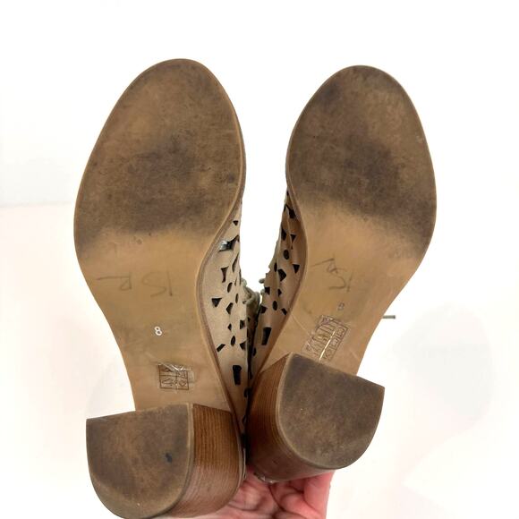 Jeffrey Campbell Women's Cors-Daisy Laser Cut Leather Lace Up Heels Size 8 Tan - Picture 8 of 9